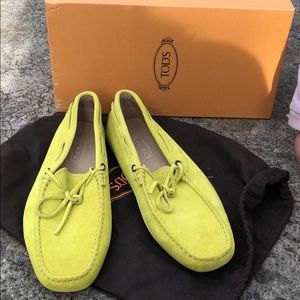 Brand new TODs driving moccasins